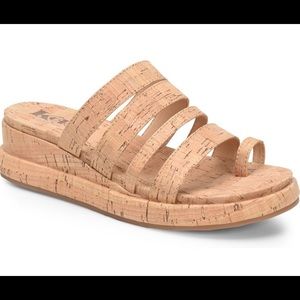 Korks Maya wedge sandal size 9 excellent condition.